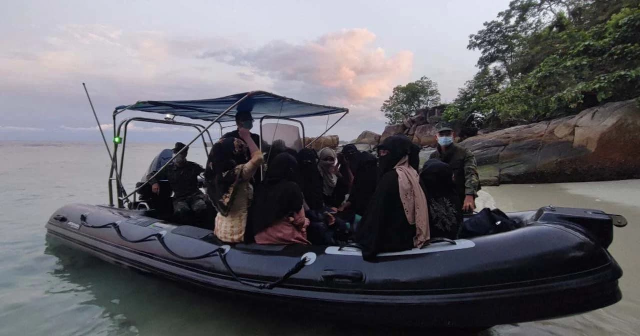 ทร.เผยช่วยเหลือ 59 โรฮิงญา ถูกหลอกปล่อยทิ้งเกาะที่ จ.สตูล