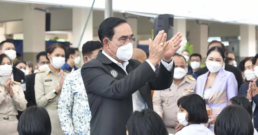 นายกฯ ยอมรับอยู่ในตำแหน่งนาน แต่ไม่คิดอยู่จนตายคารัง