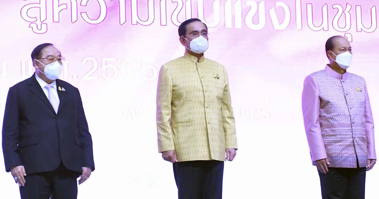 วันนี้ ‘3 ป.’ ออกงานร่วมกัน นายกฯ ไม่กังวล ศึกอภิปรายไม่ไว้วางใจ