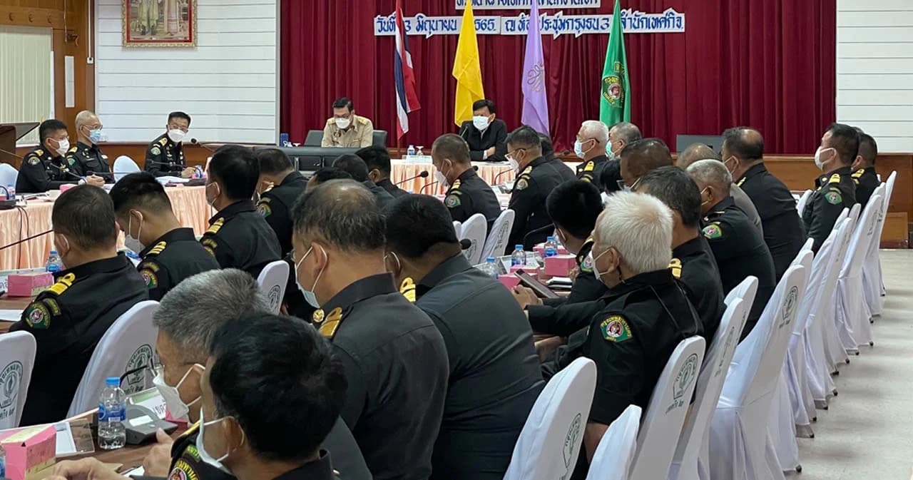 ‘จักกพันธุ์’ เข้มเทศกิจห้ามส่วย ถ้าถูกร้องเรียนต้องรายงานทุกครั้ง ‘กำหนดจุดขาย’ เร่งแก้ปัญหาหาบเร่แผงลอย