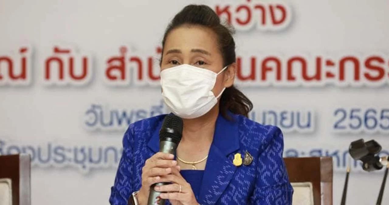 ‘กนกวรรณ’ ยังไม่พร้อมชี้แจงกรณีรุกที่ป่า ยันทำหน้าที่ รมช.ศธ.ต่อ