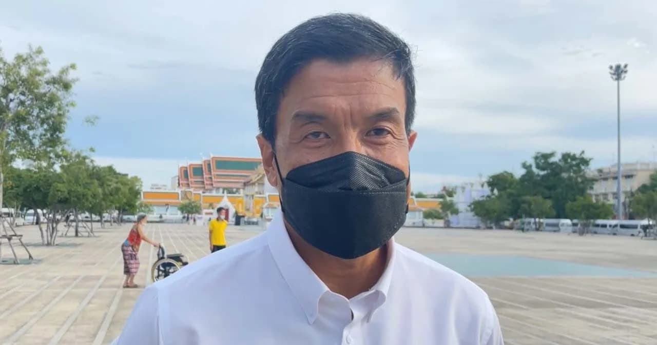 ‘ชัชชาติ’ เสนอพื้นที่ทางเลือกจัดชุมนุม ‘ลานคนเมือง-สนามกีฬาดินแดง’ ย้ำไม่ใช่การจัดโซนนิ่ง