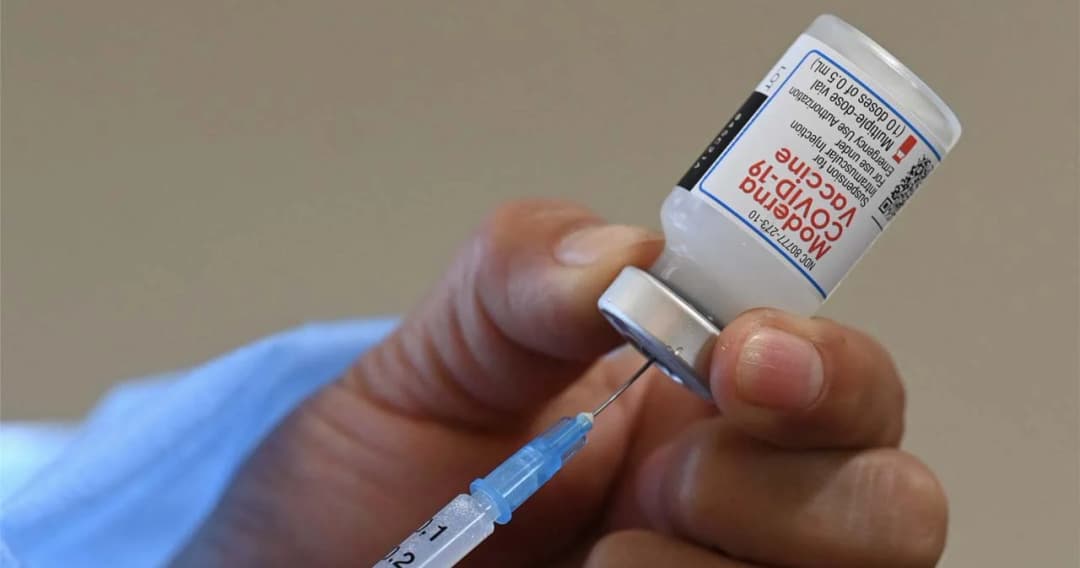 เช็กที่นี่ เปิดบริการฉีดวัคซีนโควิด ‘โมเดอร์นา’ 3,000 เข็ม ทุกเข็ม-ทุกสัญชาติฟรี