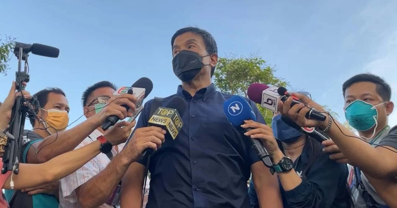 ‘ชัชชาติ’ ย้ำไม่สนับสนุนความรุนแรงไม่ว่าฝ่ายไหน กทม.จะเตรียมกล้อง CCTV ไม่ให้เสีย