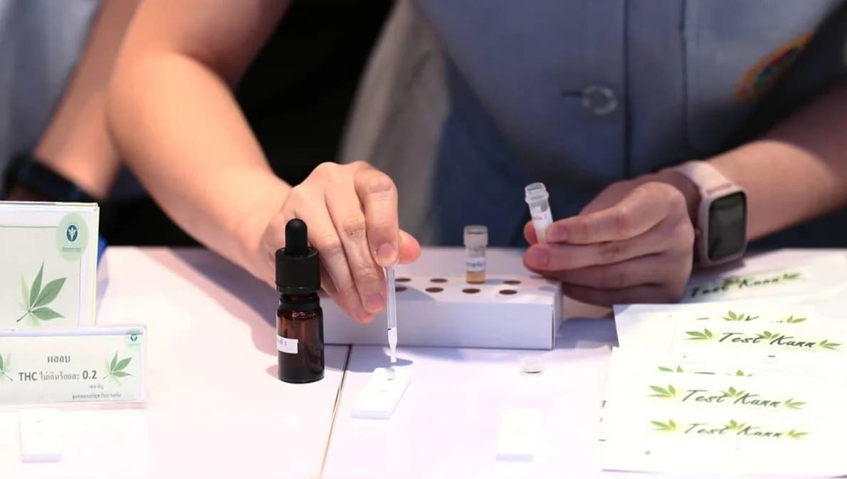 ทำความรู้จัก ‘เทส กัญ’ ชุดตรวจสาร THC ในกัญชาและน้ำมันกัญชาแบบง่าย รู้ผลใน 15 นาที