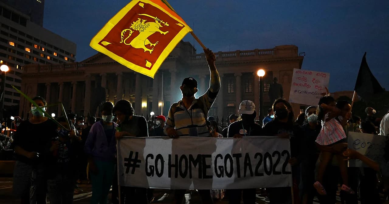 ศรีลังกาล้มละลาย