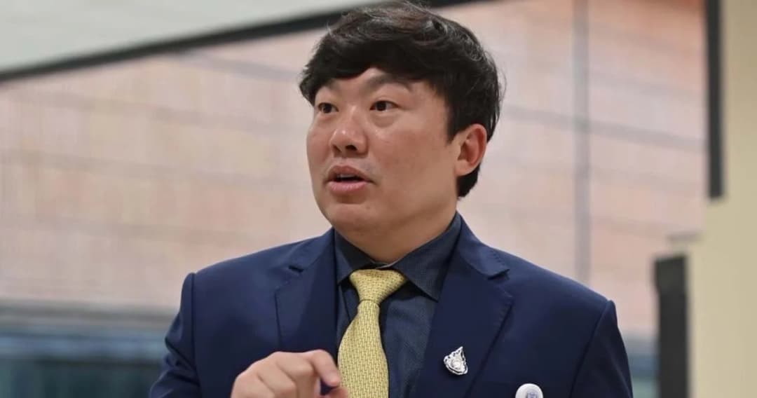 ‘สิริพงศ์’ ส.ส.ภูมิใจไทย ทวงสัญญา ‘ชัชชาติ’ ลดค่าโดยสารรถไฟฟ้าสายสีเขียวเหลือ 30 บาท บอกผู้ว่าฯ เคยพูดไว้