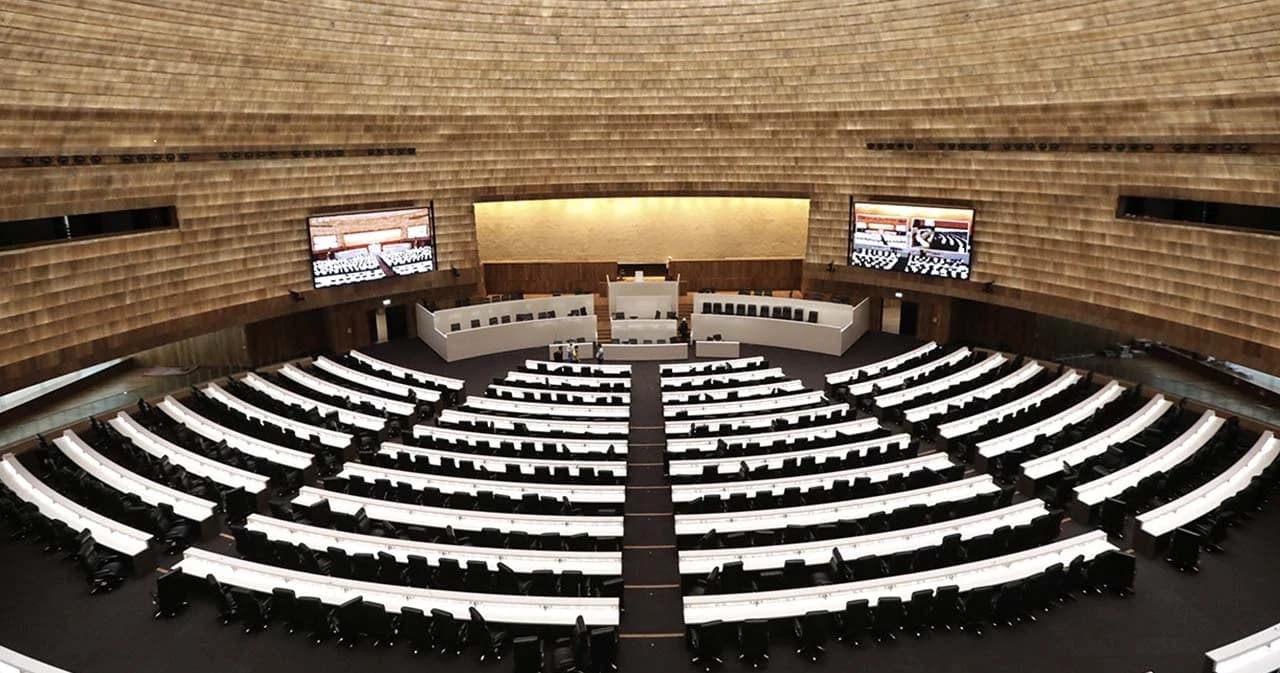 ครม.พร้อมรับศึกอภิปรายขอประสานวิปรัฐบาลเริ่ม 19 ก.ค.