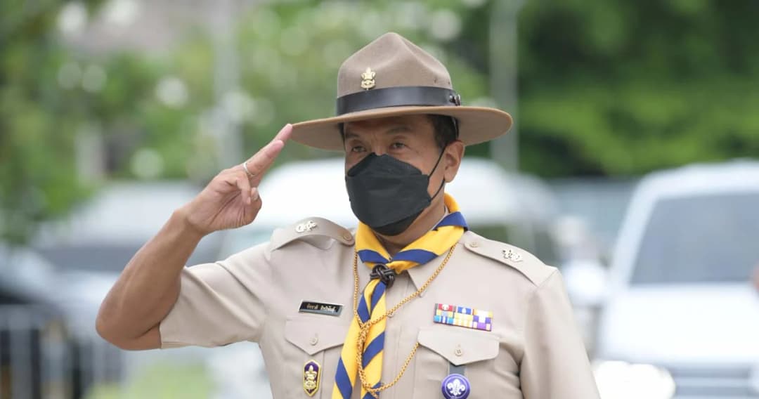 ‘ชัชชาติ’ ใส่ชุดลูกเสือ ร่วมปฏิญาณวันคล้ายวันสถาปนาคณะลูกเสือแห่งชาติ