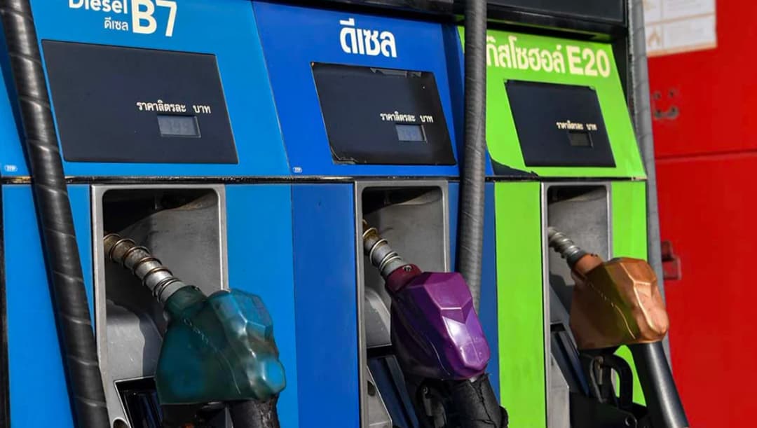 น้ำมันลดอีกลิตรละ 1.50 บาท เป็นการลดต่อเนื่องวันที่ 2