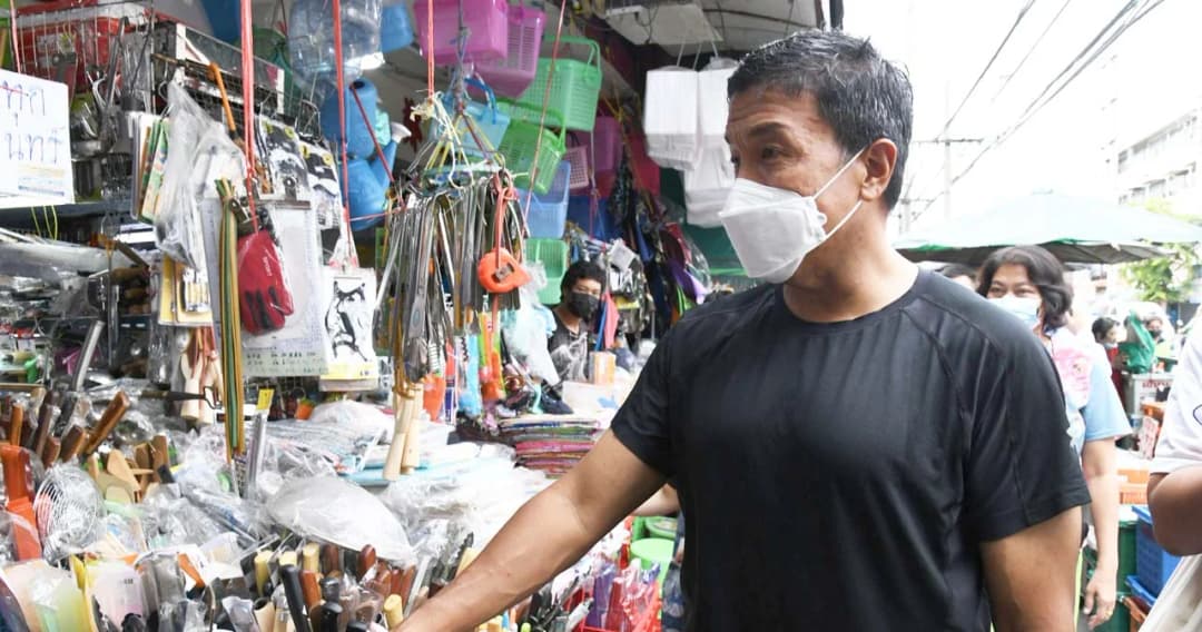 ‘ชัชชาติ’ เผย หาบเร่-แผงลอยเป็นวิถีชีวิตควรต้องมี แต่ต้องเป็นระเบียบคนเดินสะดวก ย้ำเทศกิจต้องโปร่งใส หากพบทุจริตไล่ออกทันที