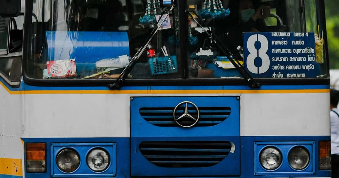 ไม่ปล่อยให้เดินเดียวดาย ‘ไทย สมายล์ บัส’ เปิดรับสมัครพนักงาน สาย 8