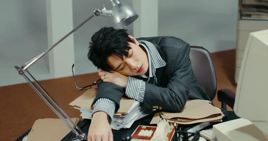 เธอทำให้ฉันเป็นคน ‘นอนไม่พอ’ ซิงเกิลใหม่จาก ‘คริส พีรวัส’