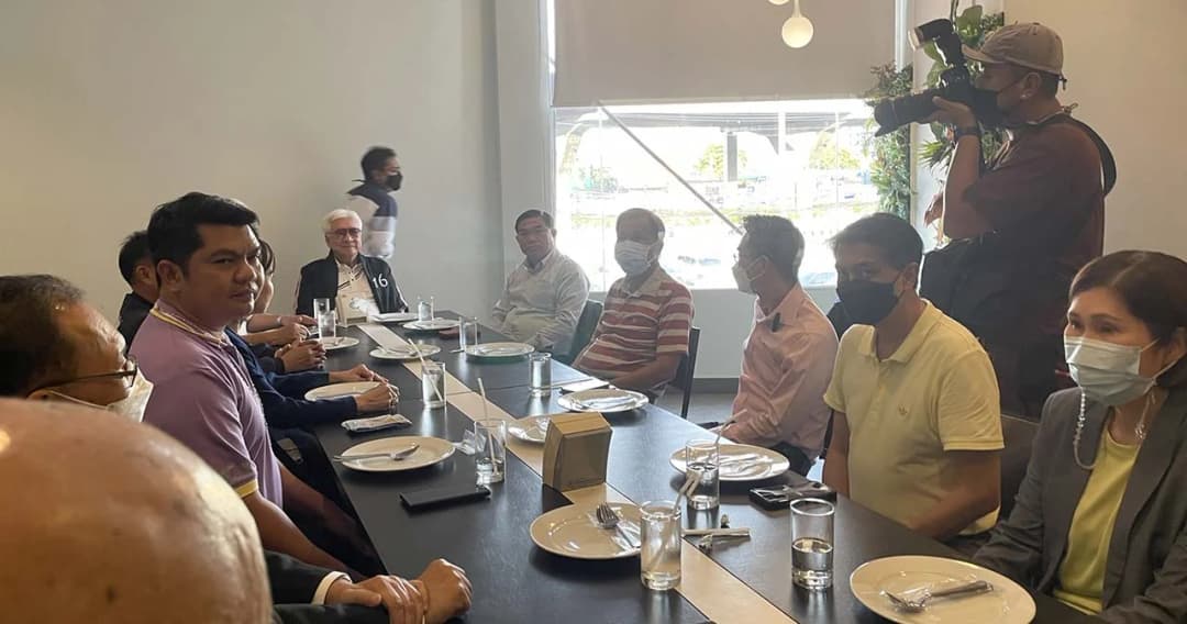 พรรคเล็กเผย ‘ประวิตร’ ขอคะแนนโหวตให้รัฐมนตรีทุกคนใกล้เคียงกัน  นัดคุยร่วมงาน ‘ธรรมนัส’ 19 ก.ค.