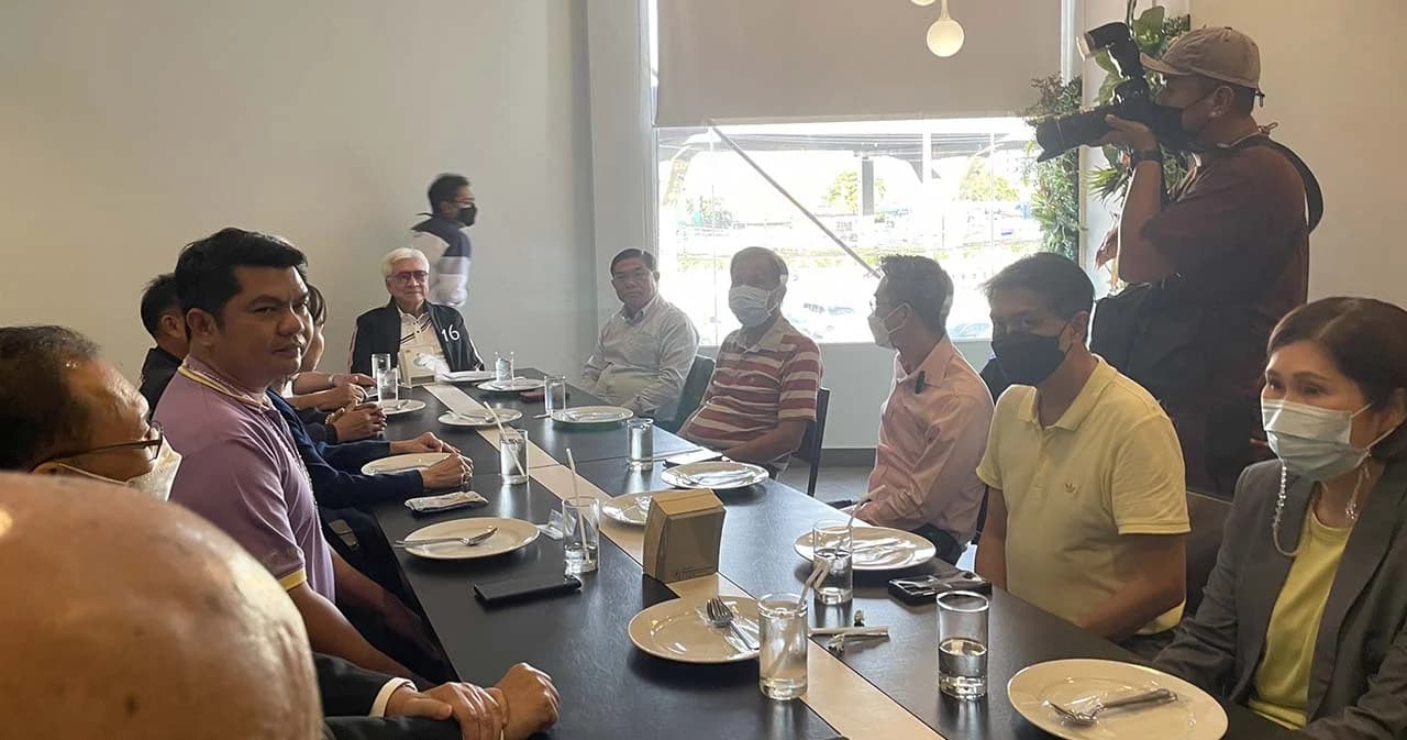 พรรคเล็กเผย ‘ประวิตร’ ขอคะแนนโหวตให้รัฐมนตรีทุกคนใกล้เคียงกัน นัดคุยร่วมงาน ‘ธรรมนัส’ 19 ก.ค.