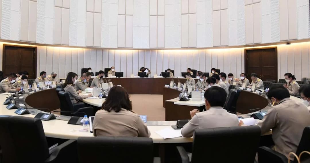 ‘ชัชชาติ’ สั่งตั้งคคก. พิจารณาหลักเกณฑ์ใช้ที่เอกชนทำที่สาธารณะ