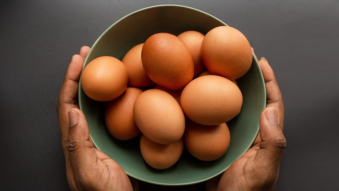 ตรึงราคา ‘ดีเซล’ ลิตรละ 35 บาท ส่วนไข่ไก่ขึ้นราคาแผงละ 6 บาท