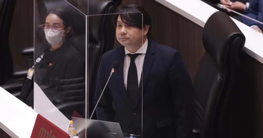 ‘พิจารณ์’ อัด ‘ประยุทธ์’ เป็นอาชญากรไซเบอร์ ใช้ ‘เพกาซัส’ สอดแนมกลุ่มคนเห็นต่าง