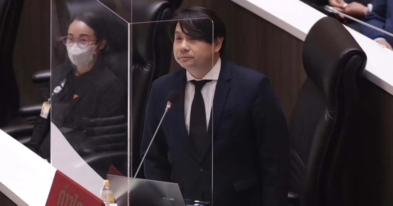 ‘พิจารณ์’ อัด ‘ประยุทธ์’ เป็นอาชญากรไซเบอร์ ใช้ ‘เพกาซัส’ สอดแนมกลุ่มคนเห็นต่าง