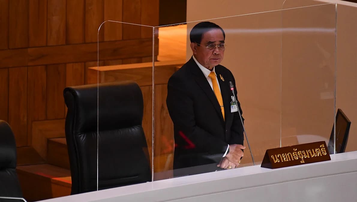 นายกฯ รับไม่รู้จัก ‘เพกาซัส’ เหน็บลูกหนี้ กยศ. เงินเดือนเป็นแสนแต่ไม่จ่าย แจงสิทธิมนุษยชนให้เกิน 100%