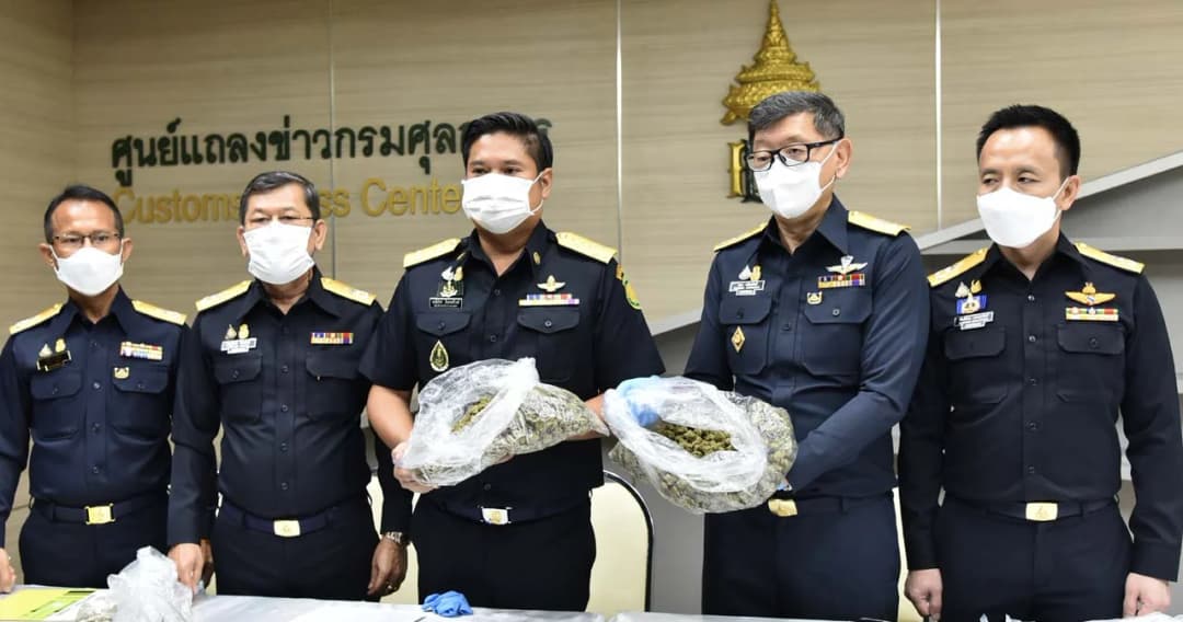 กรมศุลกากรจับมือกรมวิชาการเกษตร จับนำเข้ากัญชาผ่านขนส่งด่วน พบเคยทำมาแล้ว 2 ครั้ง