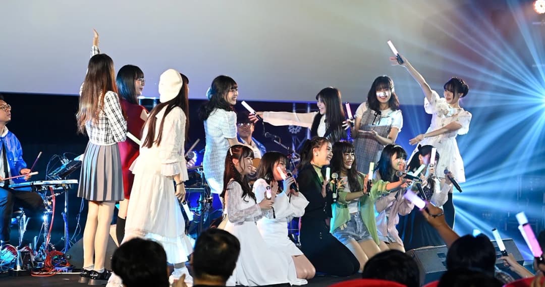 ‘Last Idol’ ส่งความฟินแบบจัดเต็มในงาน ‘Like The Rain I Have Just Fallen For You’