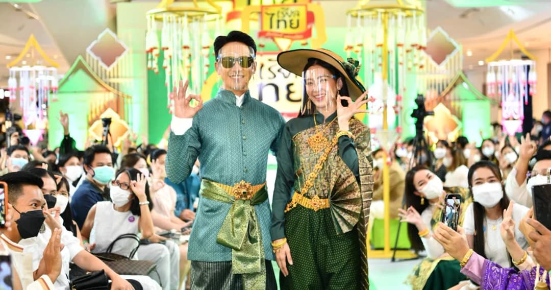 เรียลไทยควงคู่ชวนดูบุพเพ ๒ กับแบรนด์แอมบาสเดอร์ ‘โป๊ป-เบลล่า’ พร้อมเปิดตัวฉลากใหม่ 