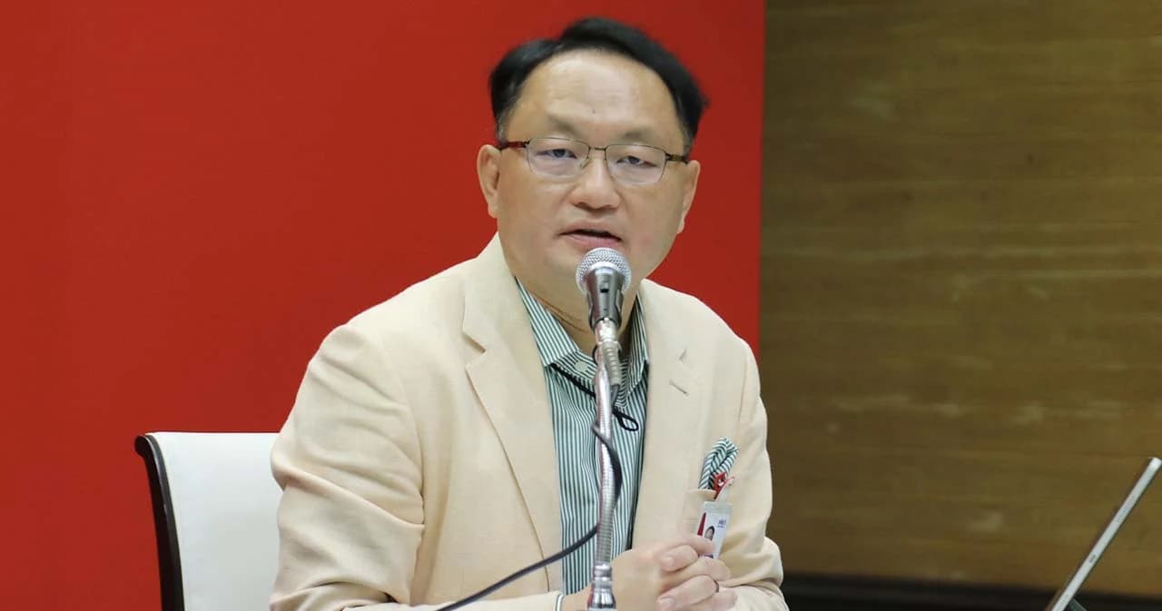 เพื่อไทยเดินหน้ายื่น ป.ป.ช.เอาผิด ‘อาคม-สันติ’ โครงการท่อส่งน้ำอีอีซี