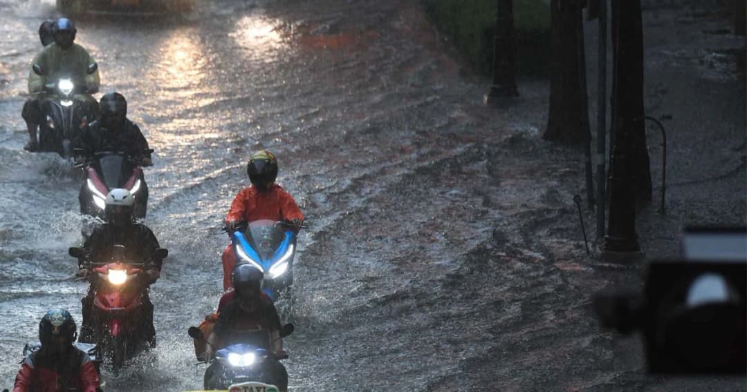 เช็กพื้นที่ ปภ.แจ้งเตือนด่วน เฝ้าระวังสถานการณ์น้ำหลาก น้ำท่วมฉับพลัน ช่วง 2-10 ส.ค. นี้