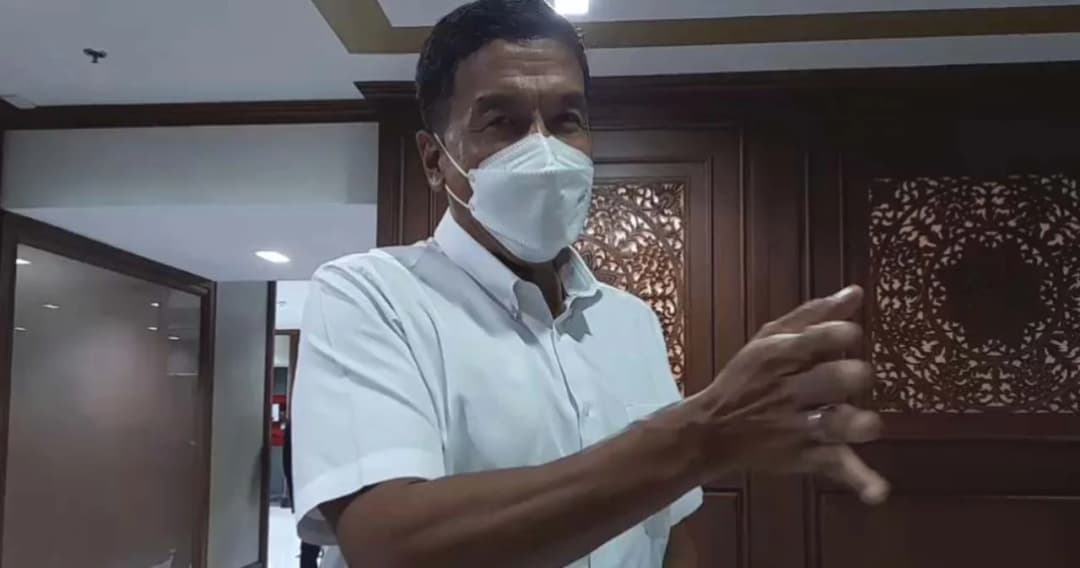 ‘ชัชชาติ’ ขอโทษชาวหมู่บ้านสวนสนน้ำท่วมขัง หลังเขตย้ายเครื่องสูบน้ำ สั่งเร่งแก้ไข-คืนนี้จะลงพื้นที่เอง