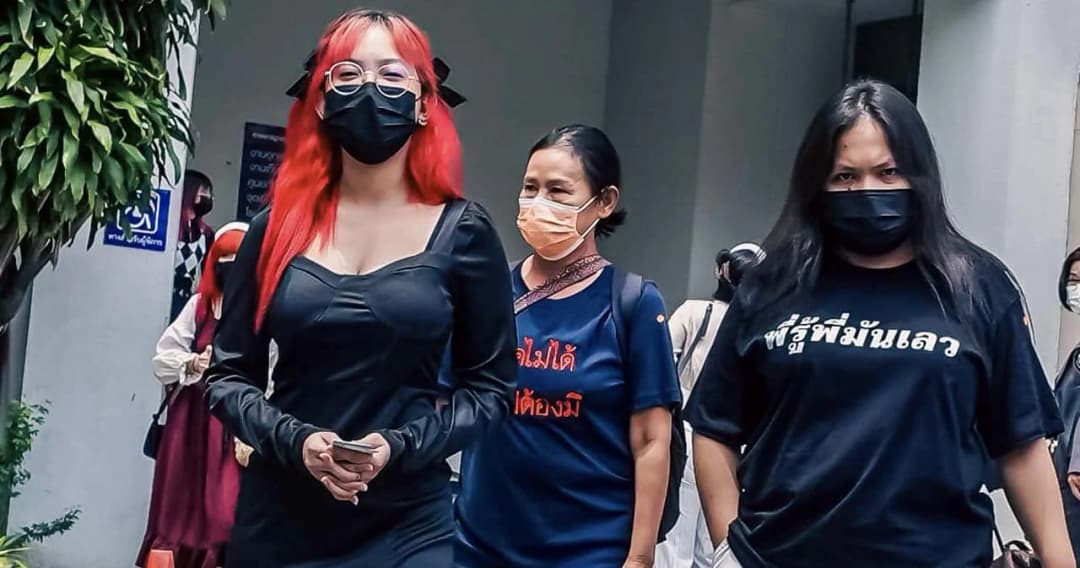 ศาลให้ประกันตัว ‘บุ้ง-ใบปอ’ แล้ว หลังประท้วงอดอาหารร่วม 2 เดือน เตรียมปล่อยจากทัณฑสถานฯ ค่ำนี้