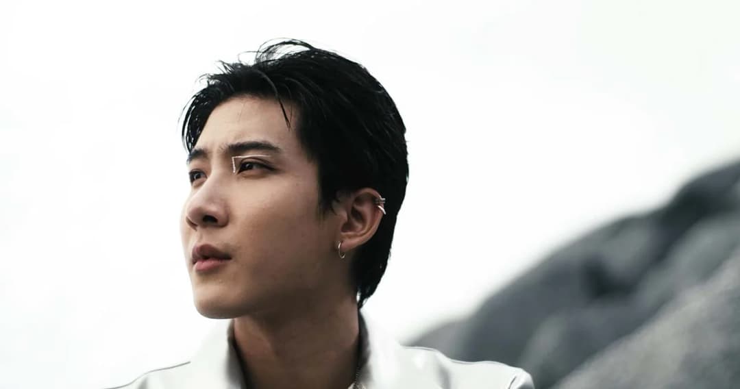 ‘ข้าวตัง ธนวัฒน์’ ถ่ายทอดเพลงรักผ่านซิงเกิล ‘คลาด (OVER THE MOON)’ เพลงประกอบซีรีส์ ‘คาธ The Eclipse’