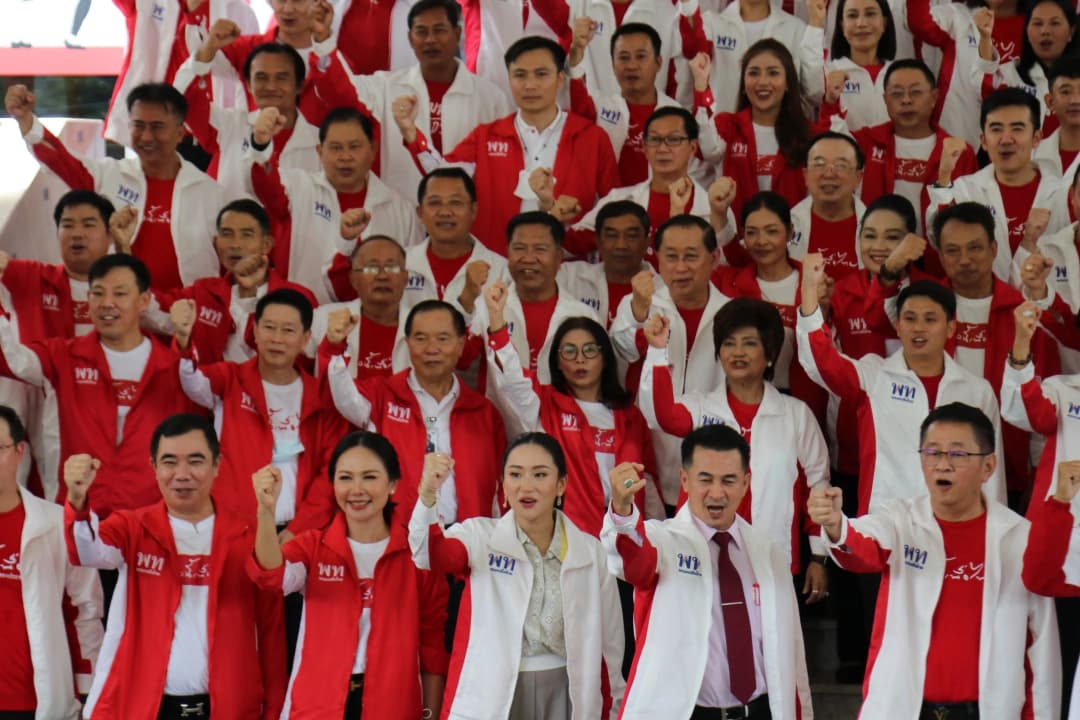 ม่วนซื่นโฮแซว ‘เพื่อไทย’ เปิดตัว 92 ว่าที่ผู้สมัคร ส.ส.อีสาน พร้อมประกาศแลนด์สไลด์