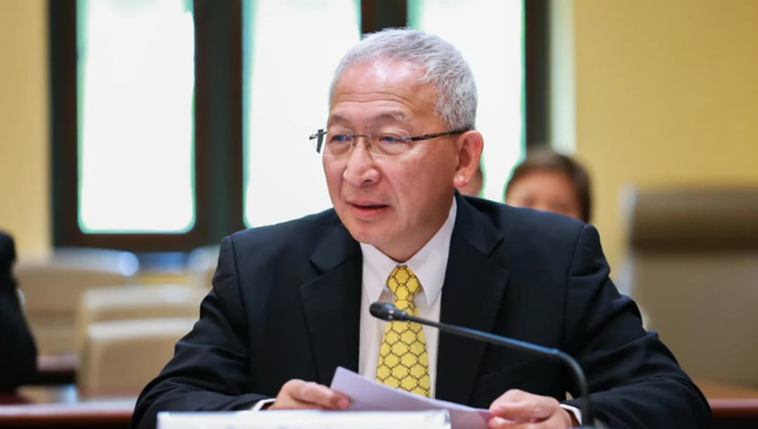 ที่ปรึกษา ศบค. คาดวันนี้เคาะยกเลิก พ.ร.ก.ฉุกเฉิน ยุบ ศบค. กลับไปใช้ พ.ร.บ.โรคติดต่อฯ