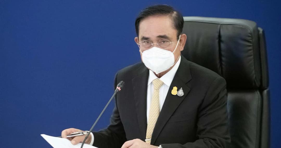 นายกฯ พร้อมลดระดับ พ.ร.ก.ฉุกเฉินฯ​  ย้ำใช้เพื่อความปลอดภัยจากโควิด พยักหน้าใช้หลัก ‘ขันติ’ ปมวิจารณ์วาระ 8 ปี