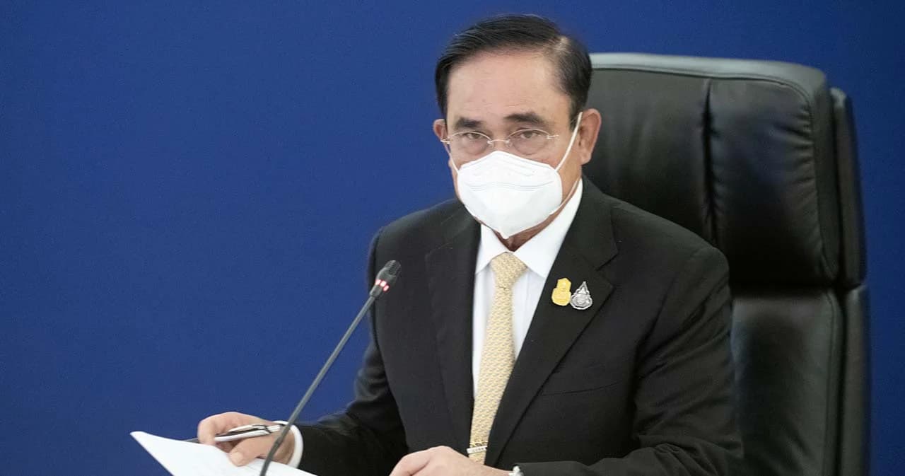 นายกฯ พร้อมลดระดับ พ.ร.ก.ฉุกเฉินฯ​ ย้ำใช้เพื่อความปลอดภัยจากโควิด พยักหน้าใช้หลัก ‘ขันติ’ ปมวิจารณ์วาระ 8 ปี