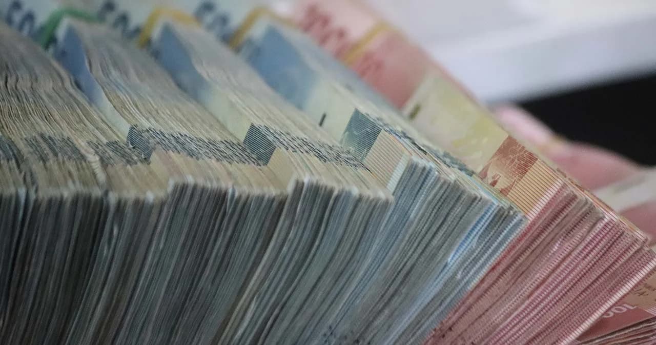 ดีเอสไอส่งมอบทรัพย์สินจำเลยคดี FOREX ให้ปปง. กว่า 230 ล้านบาท แนะเหยื่อรีบร้องทุกข์หวั่นตกขบวน