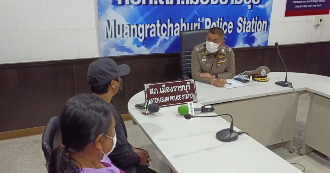 พบพิรุธ นายจ้างซ้อม ‘ทหารรับใช้’ อ้าง ป่วย 2 ปี แต่แพทย์ไม่ระบุโรค เป็นทั้ง ตำรวจ – ผู้ช่วย ส.ว.