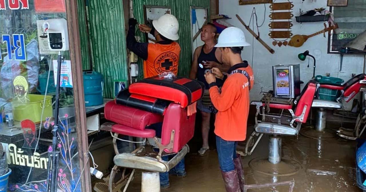 กฟภ. เตือนภัยจากไฟฟ้าช่วงน้ำท่วม แนะวิธีปฏิบัติป้องกันไฟดูด