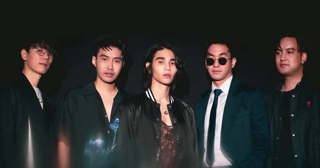 ‘ความเงียบคือคำตอบ (Silence)’ การคอลแลปส์ที่ลงตัว ‘MEAN x Jeff Satur’ จากโปรเจกต์ ‘#PlaywithMEAN’