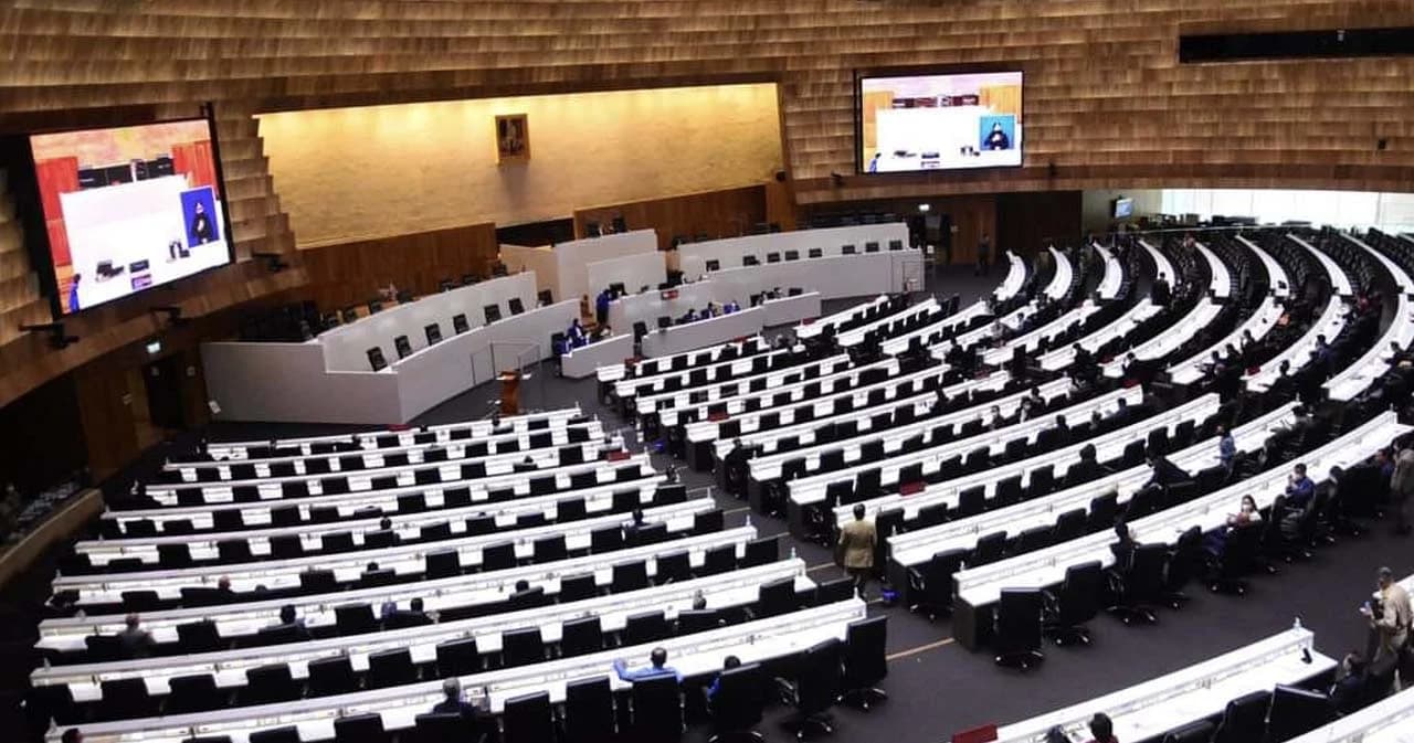 สภาฯ ยังถกไม่จบ ปม ‘ดอกเบี้ย-ค่าปรับ’ กองทุน กยศ. นัดต่อสัปดาห์หน้า