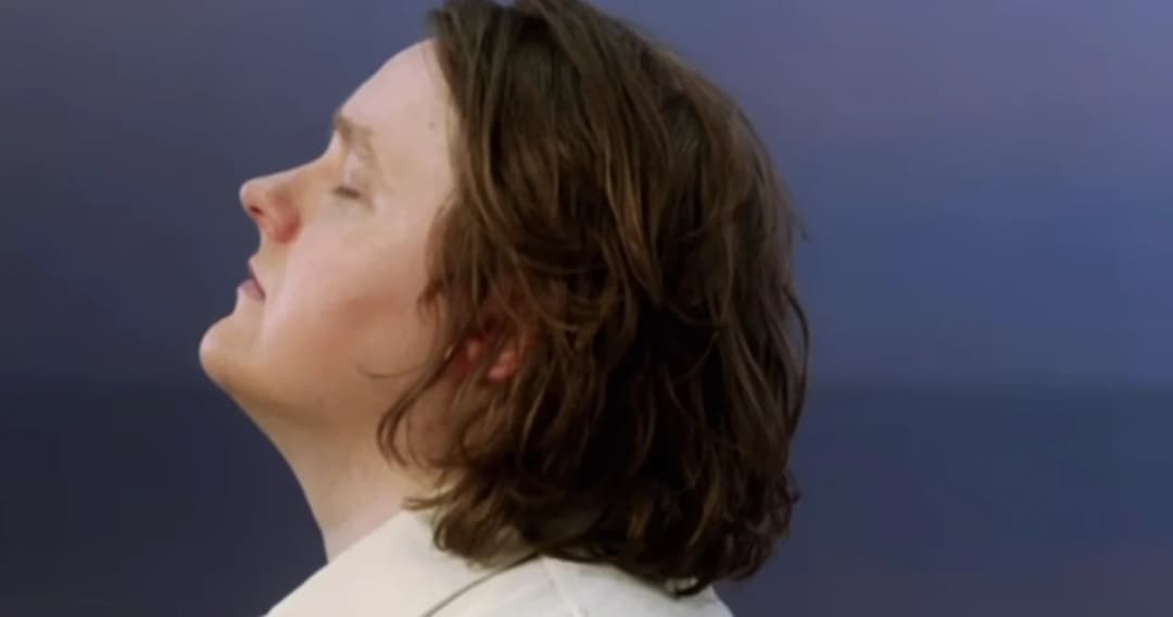 ‘Lewis Capaldi’ คัมแบ็กเพลงอกหักสุดเศร้า ‘Forget Me’