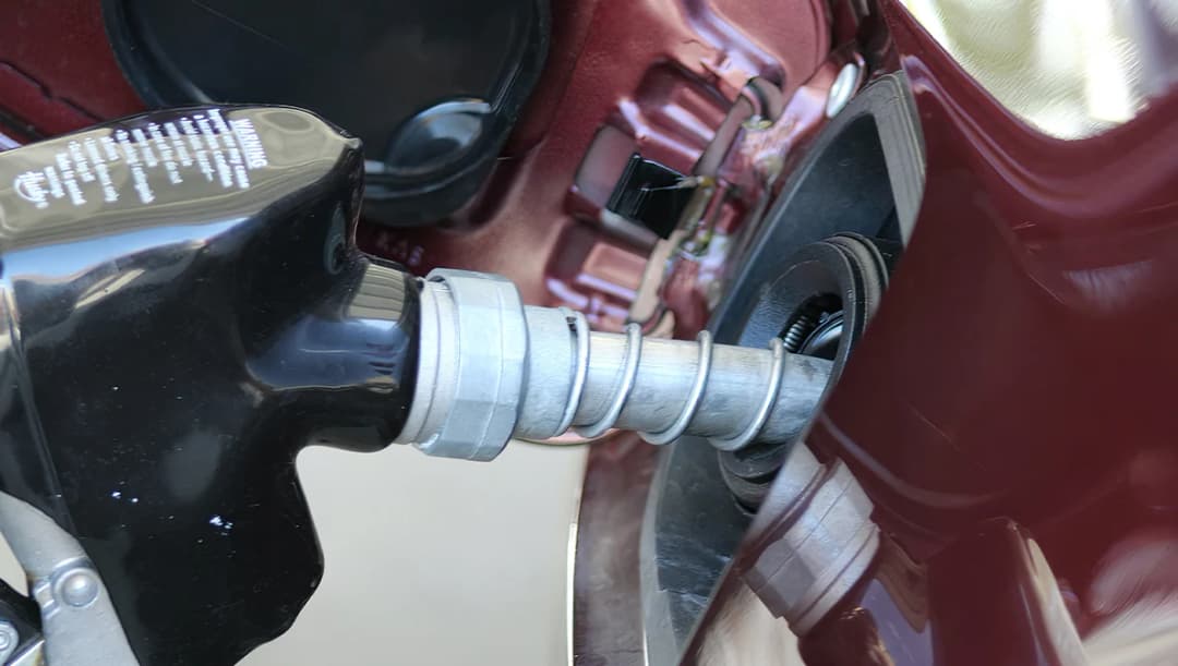 ‘สุพัฒนพงษ์’ เผยครม.เห็นชอบลดภาษีดีเซล-ออกมาตรการช่วยค่าไฟ