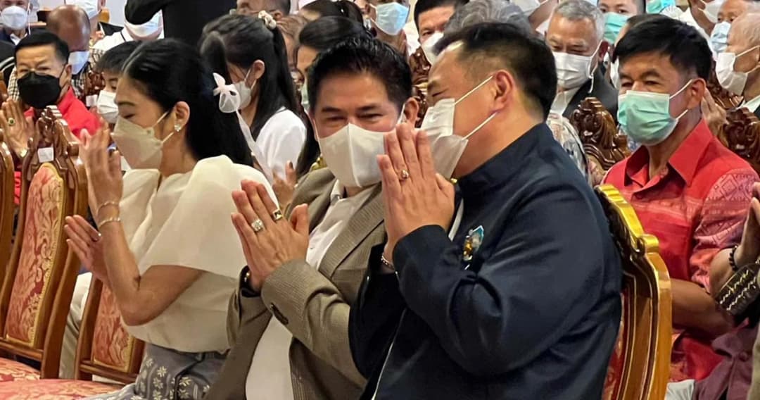 ‘อนุทิน-ธรรมนัส’ ชื่นมื่น ในงานวันเกิด ‘พล.ต.ท.ปิยะ’ รับคุยการเมืองทั่วไป ยันมีความปรารถนาดีต่อกัน