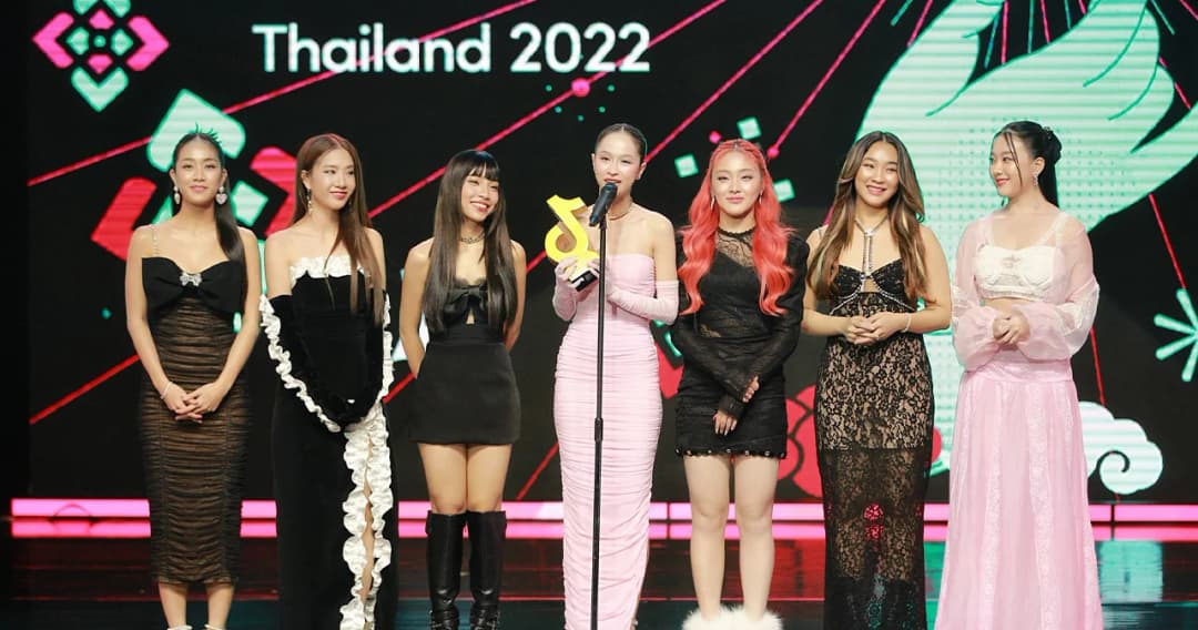 ‘4EVE’ คว้ารางวัล ‘Artist of The Year’ จากงาน ‘TikTok Awards Thailand 2022’