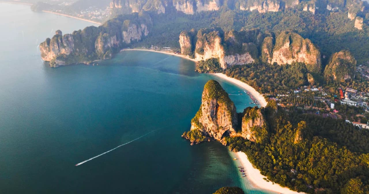 ทำไม ‘ท่องเที่ยวไทย’ ยังไม่กลับไปดีเท่าปี 2019