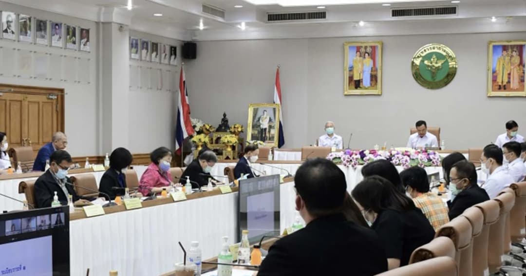 คกก.โรคติดต่อแห่งชาติเห็นชอบแผนและมาตรการ  รองรับ ‘โควิด’ เป็นโรคเฝ้าระวังเริ่ม 1 ต.ค.นี้