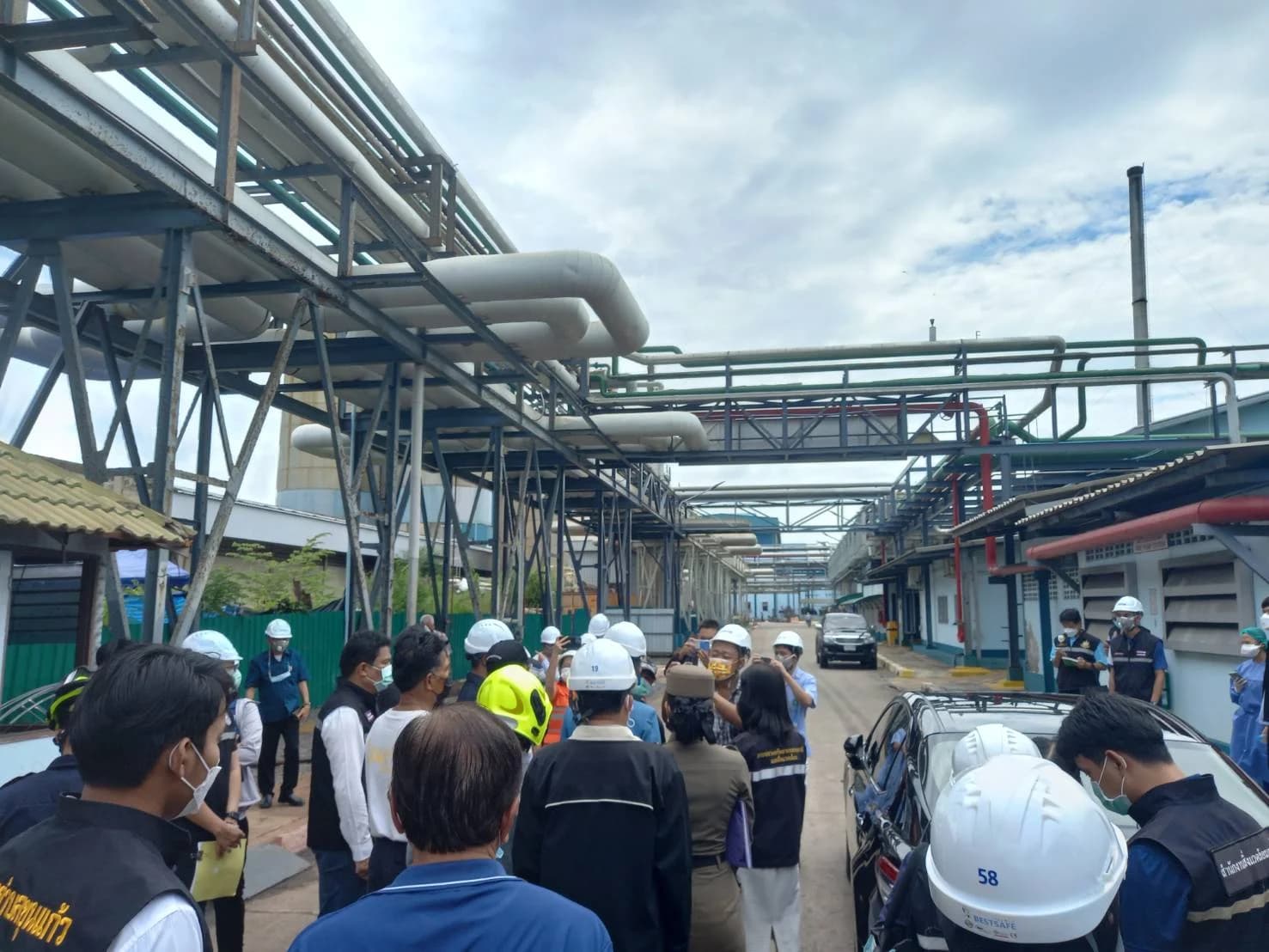 ปิดชั่วคราว รง.สารเคมีรั่วนครปฐม ในรัศมี 20 กม. ไม่พบสารอันตราย