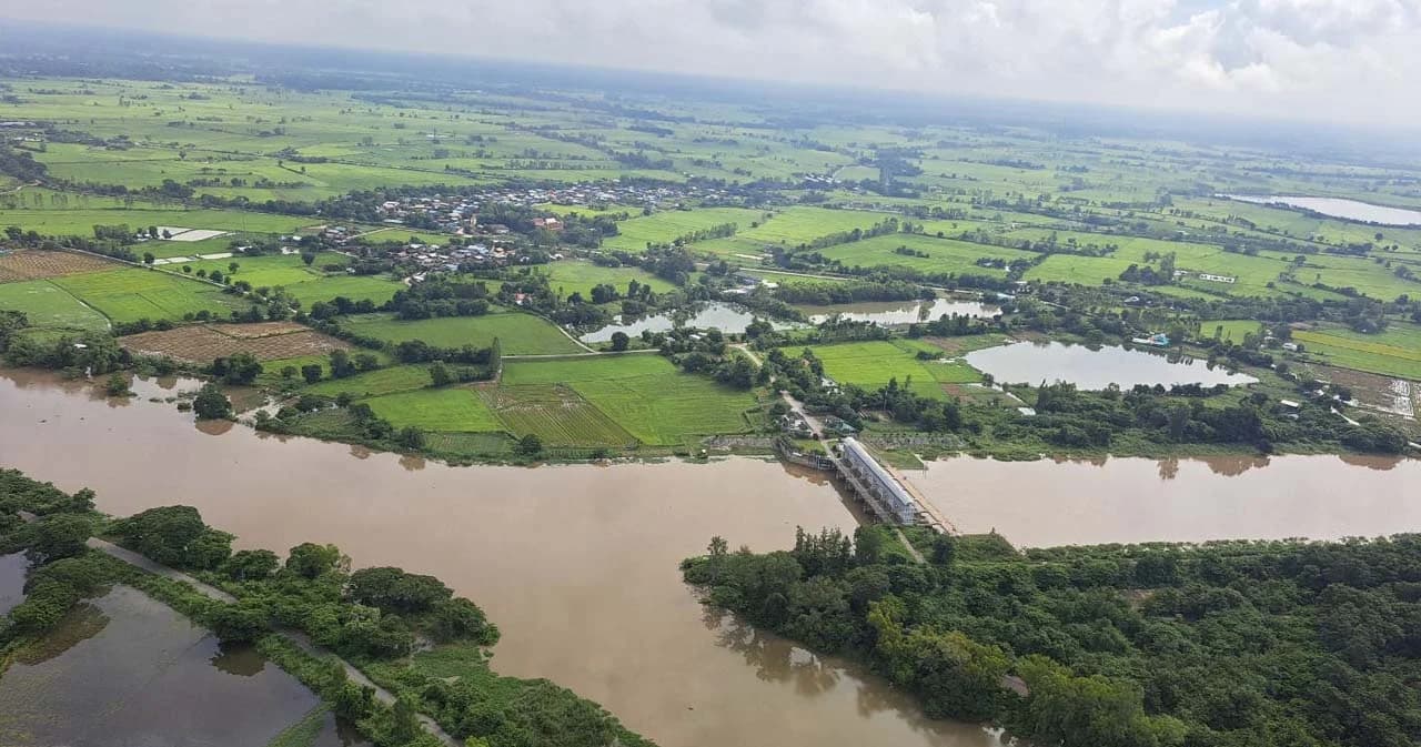 กอนช. เปรียบเทียบเหตุการณ์น้ำท่วมปี 65 พบปริมาณน้ำฝนสะสมสูงขึ้นแต่ไม่รุนแรงเท่าปี 54