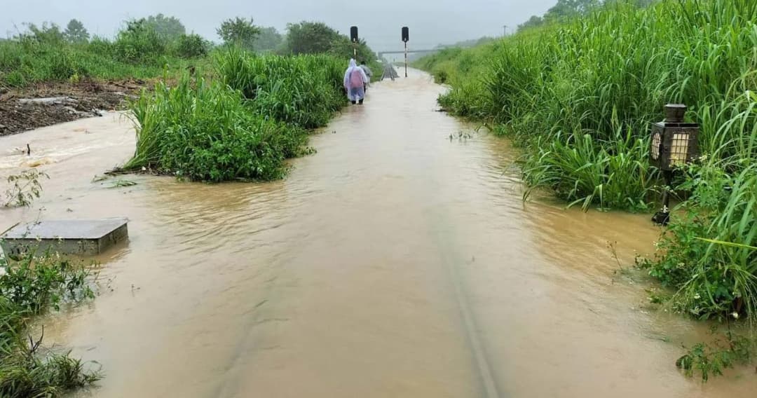 น้ำท่วม การรถไฟฯ แจ้งปรับเปลี่ยนเส้นทางการเดินรถ 6 ขบวน